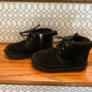 Ugg Neumel Suede Chukka